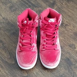 Nike Men's Dunk High Premium SB Red Velvet (NEW)